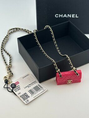 BRAND NEW WITH TAGS!  CHANEL LONG NECKLACE WITH PINK PURSE